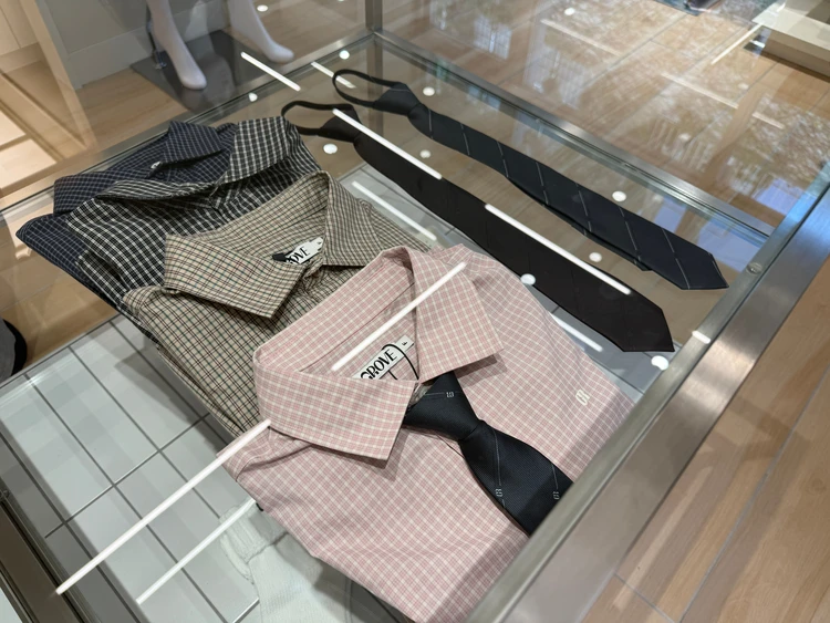 韓国ファッションの最新トレンドをそのまま楽しめる「GRVRGROVE 原宿旗艦店