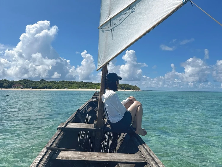 竹富島でのプライベートサバニ体験