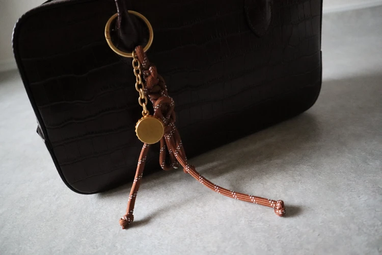 ZARA ザラ チャーム バッグ プチプラ トレンド