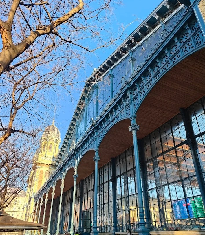 Nyugati pu 駅