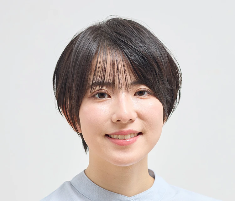 30代ー40代髪型・ショートの正面