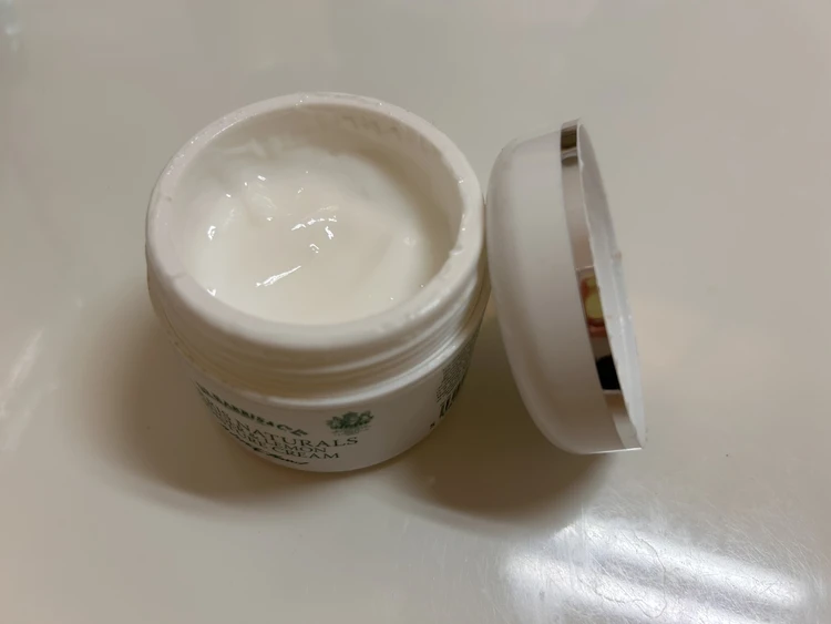 イギリス土産に購入したい。英国王室御用達「D.R.HARRIS」で叶える上質スキンケア！_3