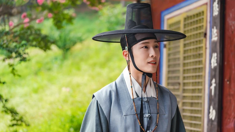 夜に咲く花:イ・ジョンウォン