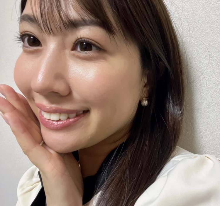 透明感×立体感。オフィスメイクにも使えるアイシャドウ発見！_4