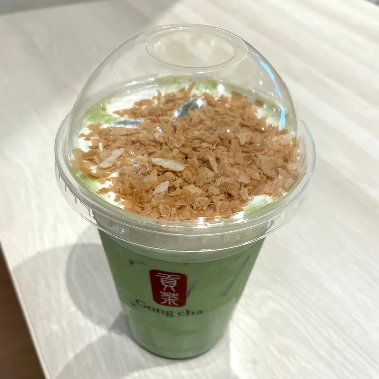 一番摘み抹茶（トッピングのクレープ生地）
