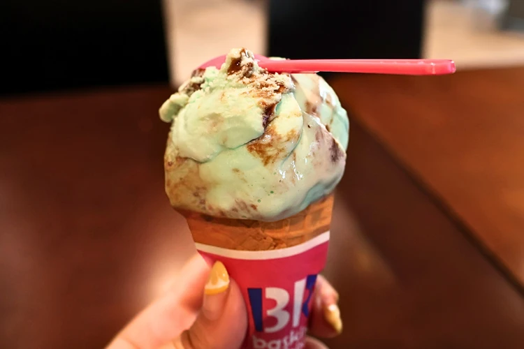 【31】チョコミン党歓喜✨️サーティーワンの「スーパーチョコミント」 #BAILAアイス部_1