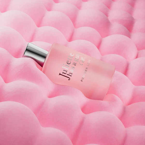 ジュリエット ハズ ア ガン「パウダー ラブ オードパルファム」