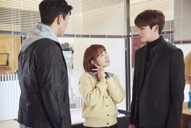 力の強い女ト・ボンスン　ボンスン（パク・ボヨン）とミンヒョク（パク・ヒョンシク）