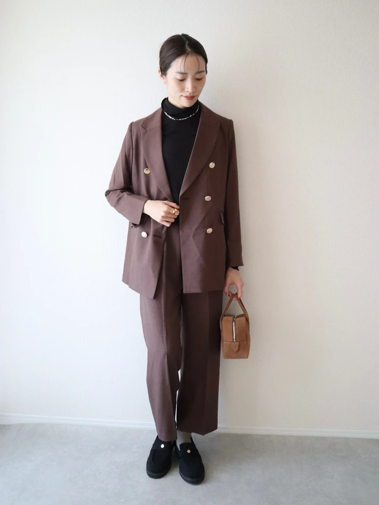 TONAL　トーナル　カセット服　貴島明日香　コラボ　マルチセットマリンワイドパンツ　マルチセットダブルジャケット　休日　オフ　コーデ　