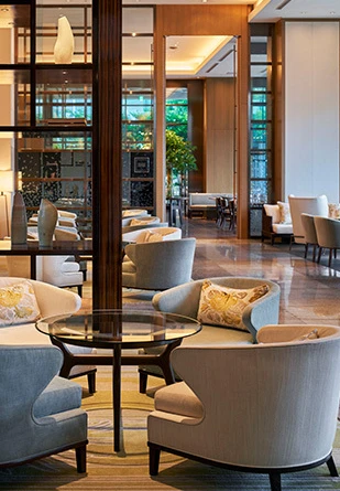 パレスホテル東京「ザ パレス ラウンジ」の贅沢ピーチパフェで、ご褒美時間を♡ ＃スイーツ部_1