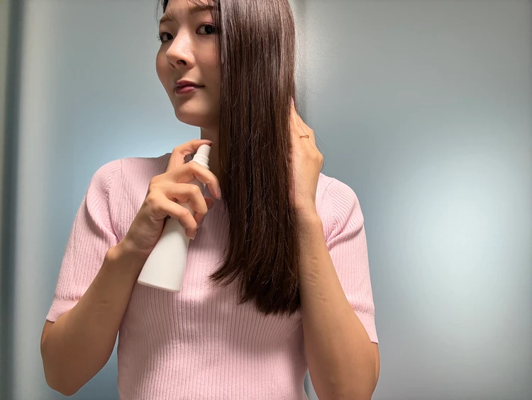 【2026年梅雨対策】20代、30代読者が愛用中のヘアケア7選。うねり・広がりを抑える実力派アウトバストリートメントをまとめ_6_2