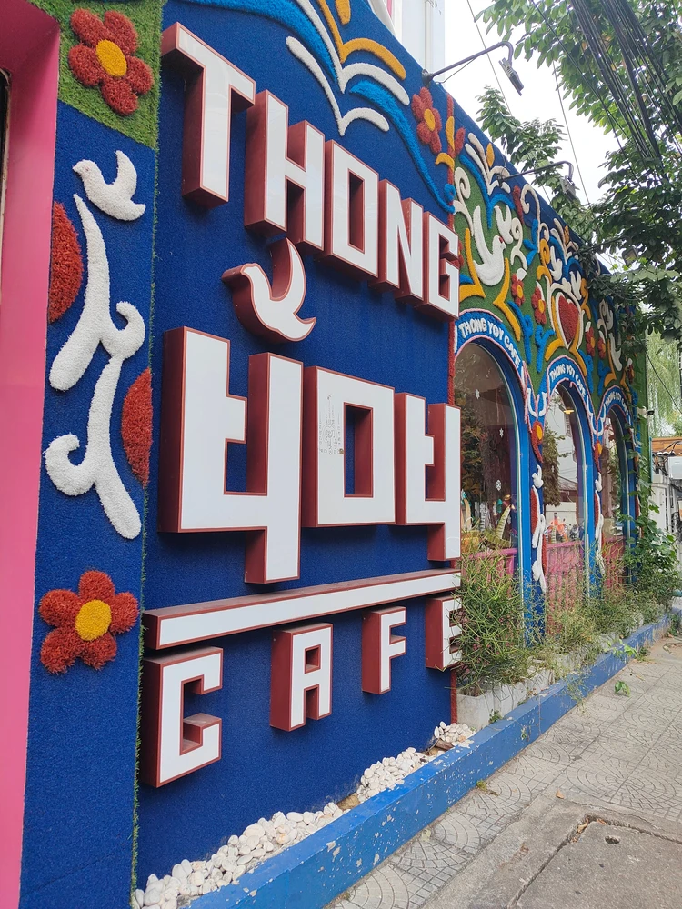 タイ　バンコク　アーリー　カフェ　おしゃれ　伝統スイーツ　THONGYOY CAFE