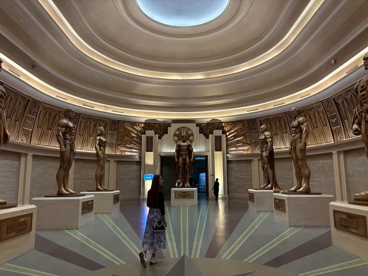 【アブダビ旅行記】ワーナーブラザーズ・ワールド・アブダビで映画の世界へ_1