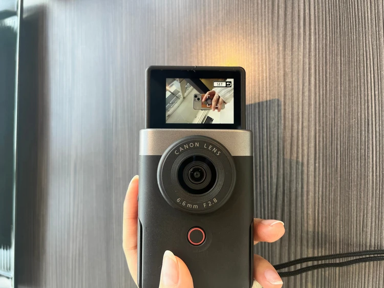 超軽量！大人旅行におすすめなコンデジ【キャノン パワーショット V10 】の魅力&一緒に買うべきアイテム3選　#カメラ部_9_1