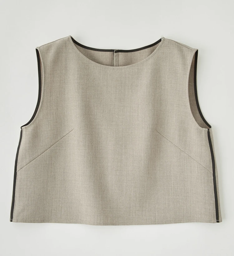 ルーニィ　ラインアクセントノースリブラウス　￥15400