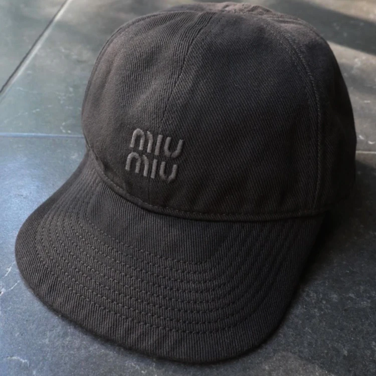 【写真】BAILA編集部員のおすすめやお気に入りをリレー式で綴る「エディターズピック」_0