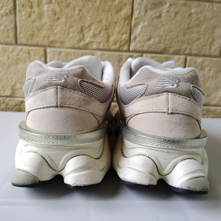 愛用ミュートスニーカー“New Balance 9060”   |  １年間履いた感想&オススメコーデを紹介！_4_1