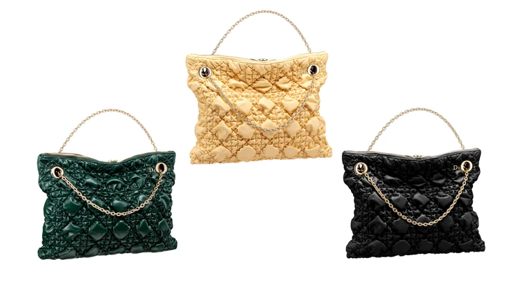 【Dior（ディオール）】新作「ディオール クランチー」バッグが登場