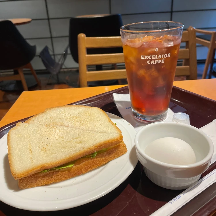 エクセルシオール　モーニング　ジャンボハムレタスサンド