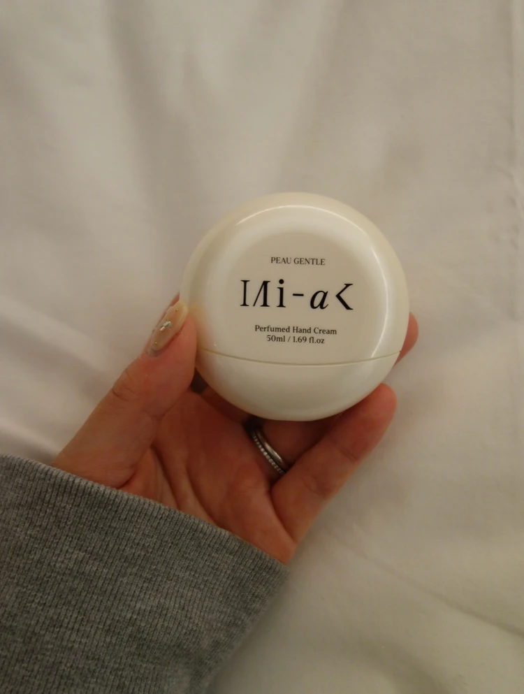 韓国コスメ・ボディブランドMIHAKのパヒュームハンドクリーム