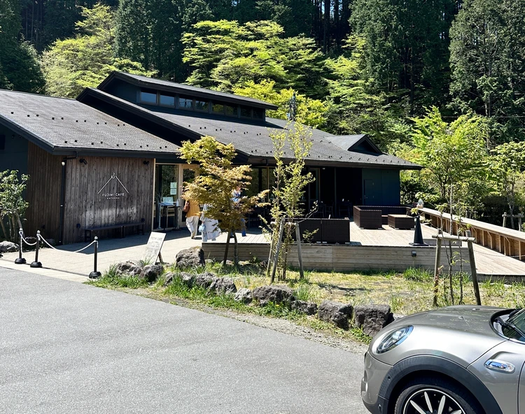 絶景富士山 FUJIMICAFEであしたか牛の絶品バーガー_1