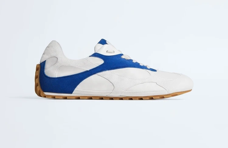  【BOTTEGA VENETA（ボッテガ・ヴェネタ）】人気スニーカー“オービットフラッシュ”の新色が登場！