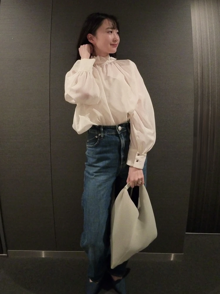 デニムコーデ　ヤヌークデニムコーデ　30代のパンツコーデ