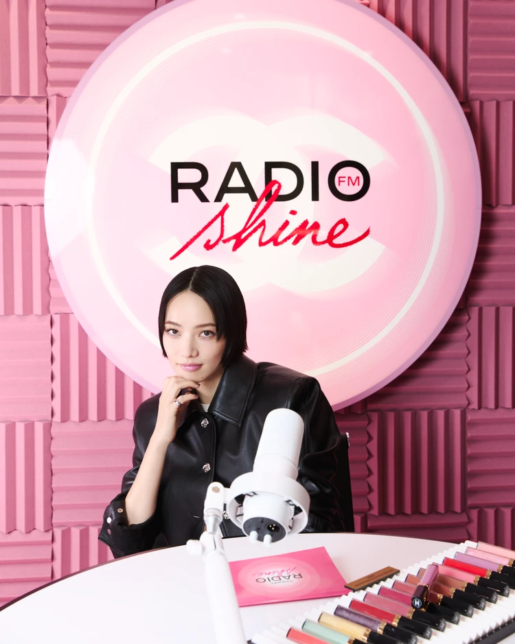 シャネル　ポップアップ　CHANEL RADIO SHINE FM