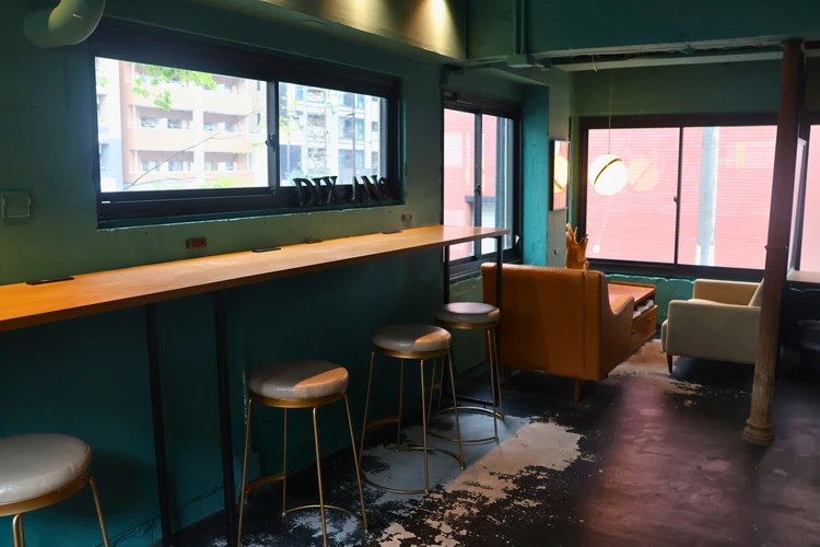 【人形町】まるでホテルのラウンジ♪隠れ家カフェ「DIXANS」で朝活モチベが爆上がり! #グルメ部_1