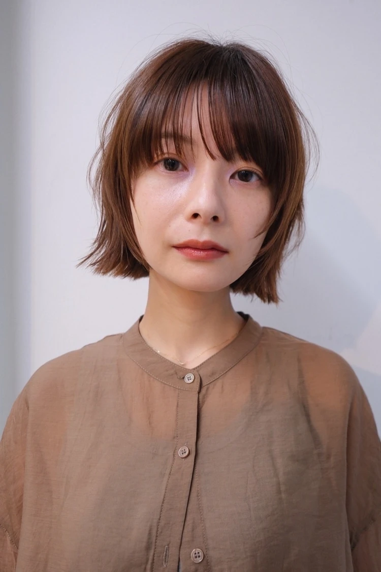 【2026春大人のボブ】やや長めの前髪が柔らかな印象のコンパクトボブ