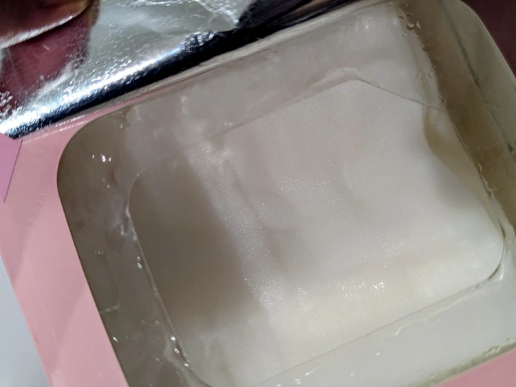 化粧水がたっぷり染み込んでいて保湿力が抜群