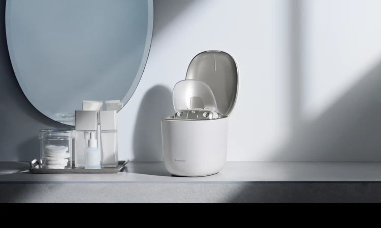 【BAILA公式Instagramフォロー&いいねキャンペーン】『パナソニック』の最新スチーマーを合計1名様にプレゼント！