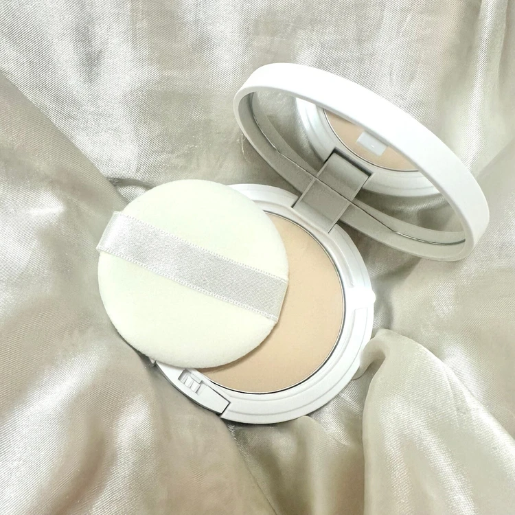 コンパクトの写真