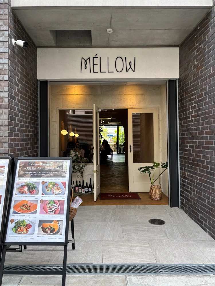 大阪カフェ、堀江ランチ、MERROW、ブランチ、大人カフェ、カルパッチョ、ラザニア、パスタ、おしゃれランチ、関西グルメ