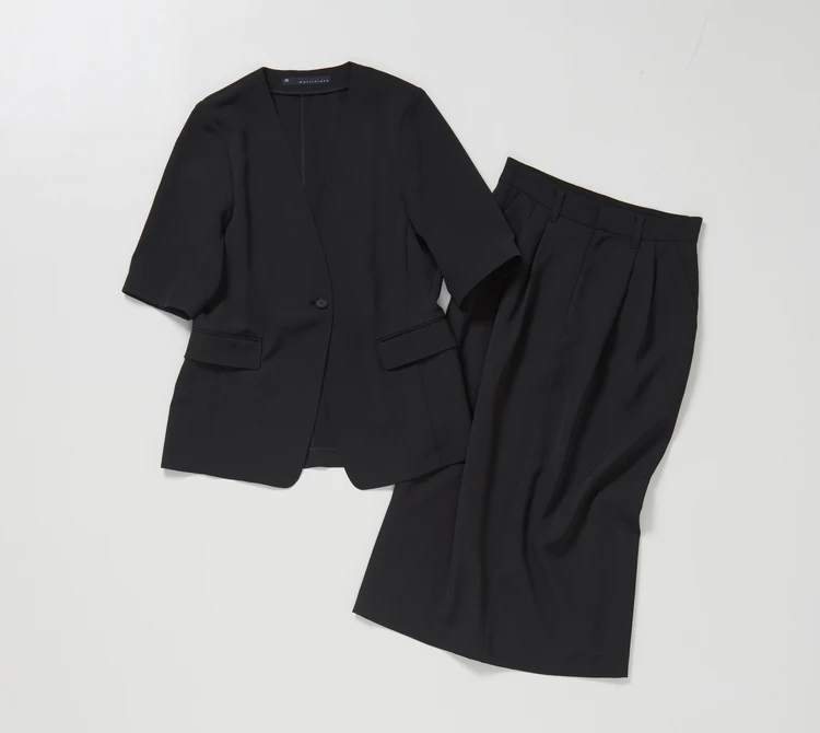 マルティニーク ハーフスリーブジャケット&2タックスカート ブラック