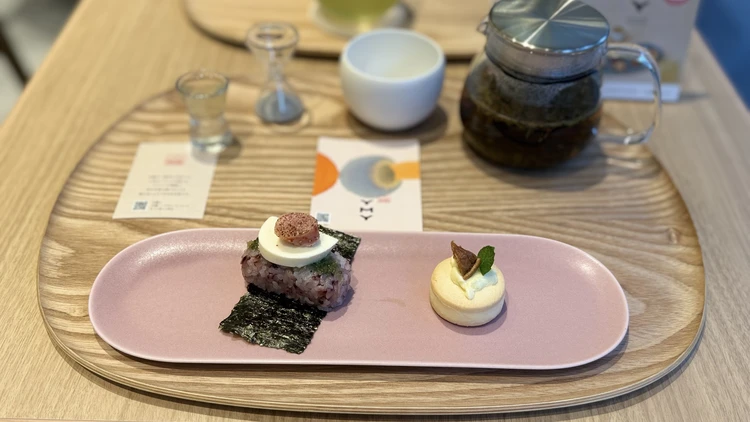 YMYでイートイン楽しめる、おにぎりとスウィーツ