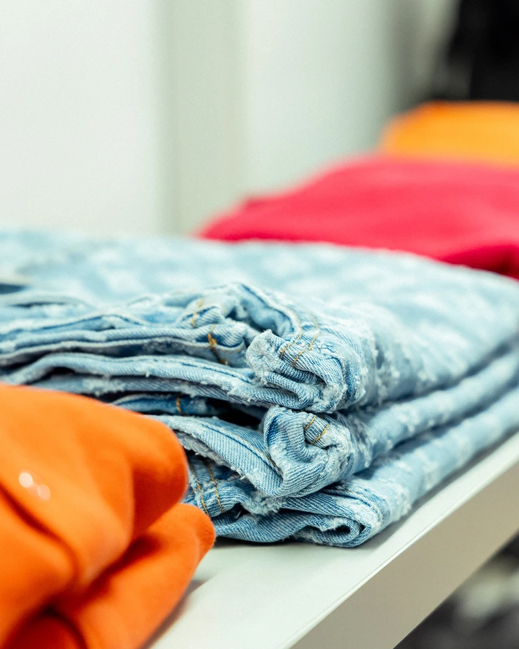 【BEAMS（ビームス）】「ビームスの百名品 for WOMEN」初のポップアップショップをJR新宿駅構内「ビームス ニューズ」で開催中_2