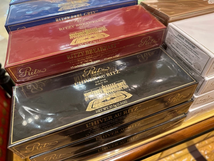 パリとシンガポール限定販売のお味のティーパック