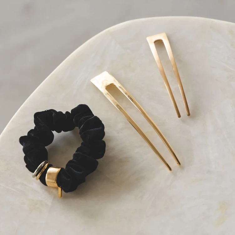 “NN” HAIR STICK SET¥7150