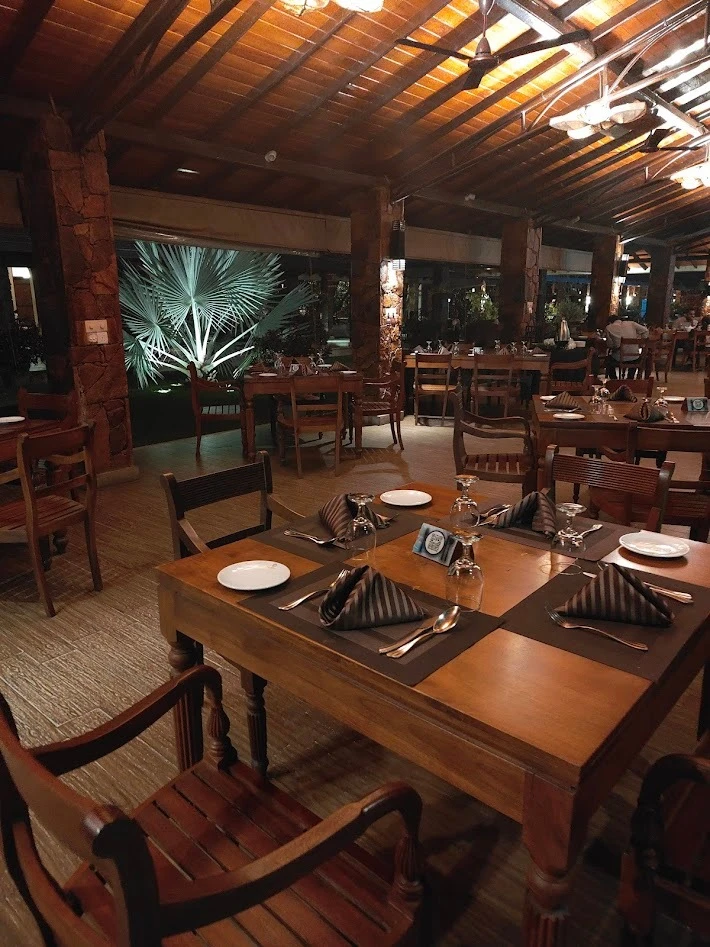 スリランカ航空　コロンボ　トランジット　ホテル