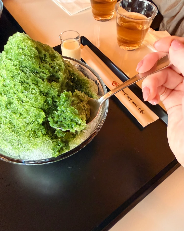 とらや 虎屋 かき氷 抹茶 あんこ 甘味処