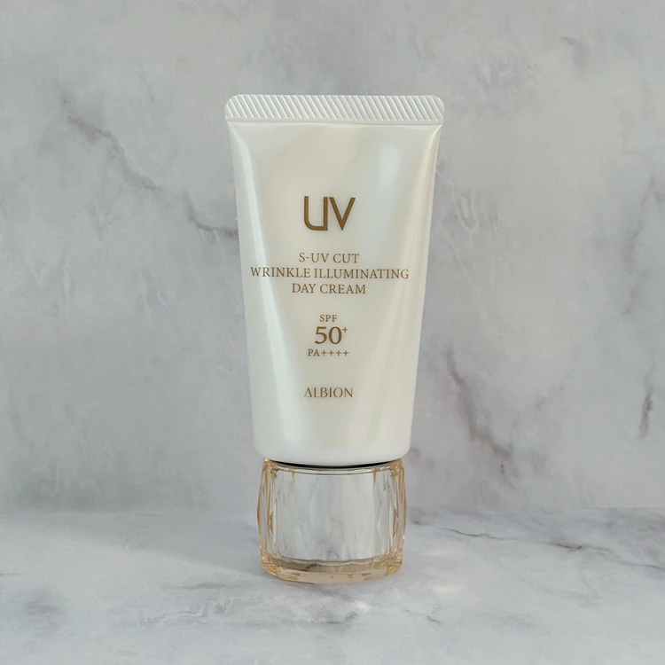 ALBION（アルビオン）S-UV カット リンクル イルミネイティング デイクリーム SPF50+ / PA++++ 価格：11,000円（税込）