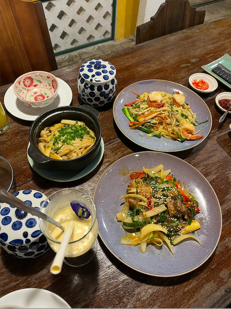 【飛行機で4時間】古都ホイアンのランタン&ダナンの遊園地がラプンツェルの世界！_1_3