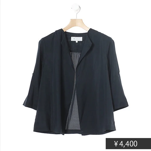 気合いを入れたい月曜日。かっちりジャケットに揺れ感を加えて、女らしさも忘れずに！_5