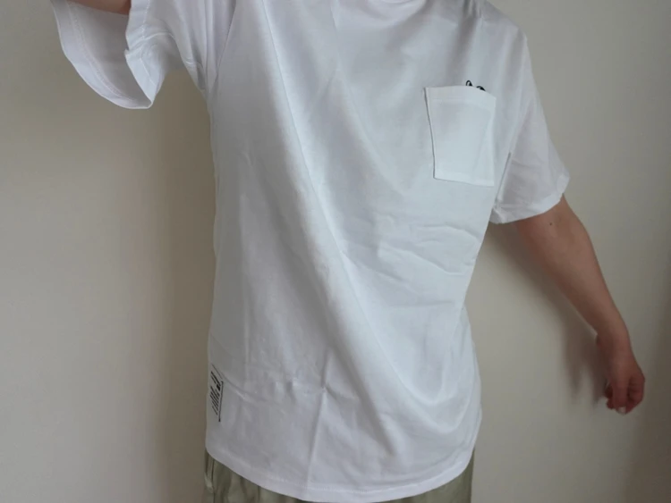 アニヤハインドマーチ クルーネックT