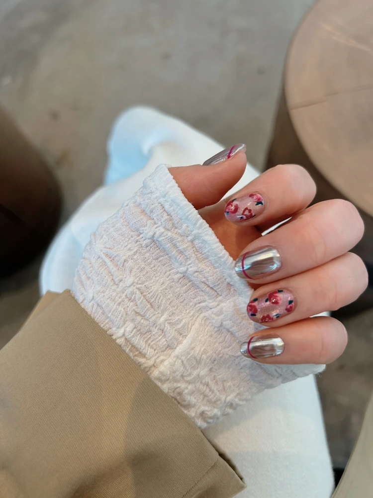 フラワー×マグネット×ミラーネイル  春ネイルデザイン 2026