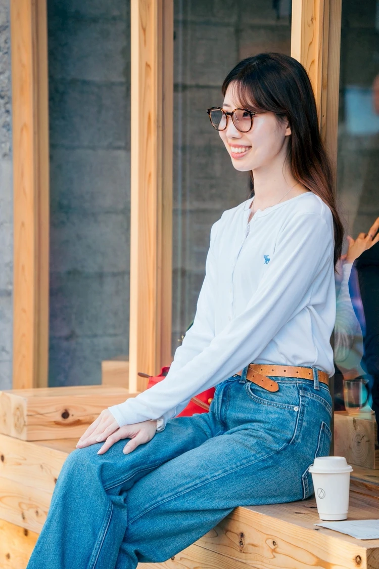 【JINS】屋外OLガチ愛用 1万円でQOL上昇 調光グラス_4_2
