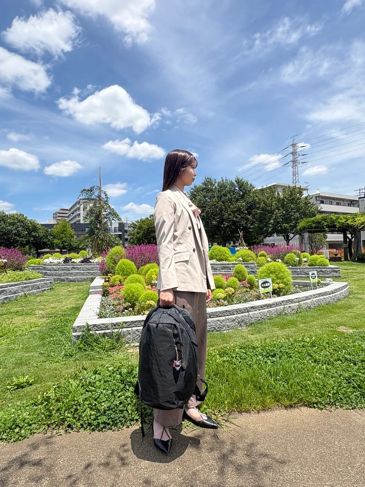 【きれいめ派の通勤リュック】まるで、無重力バッグ！？通勤時間が長い私が選んだAble Carry_10