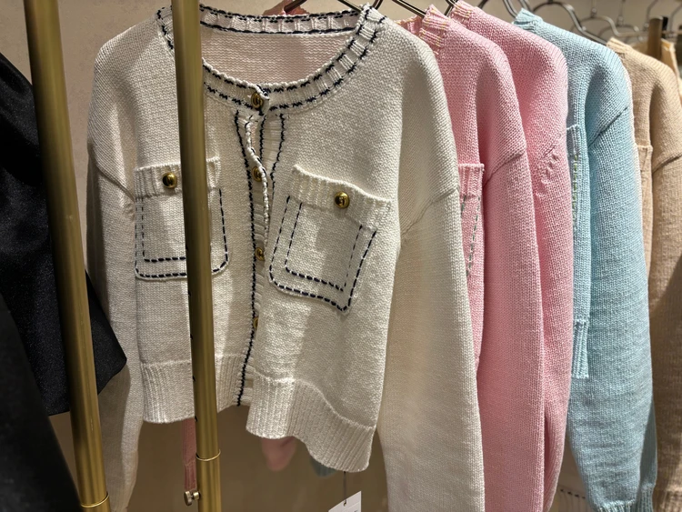 ハンドステッチカーディガン