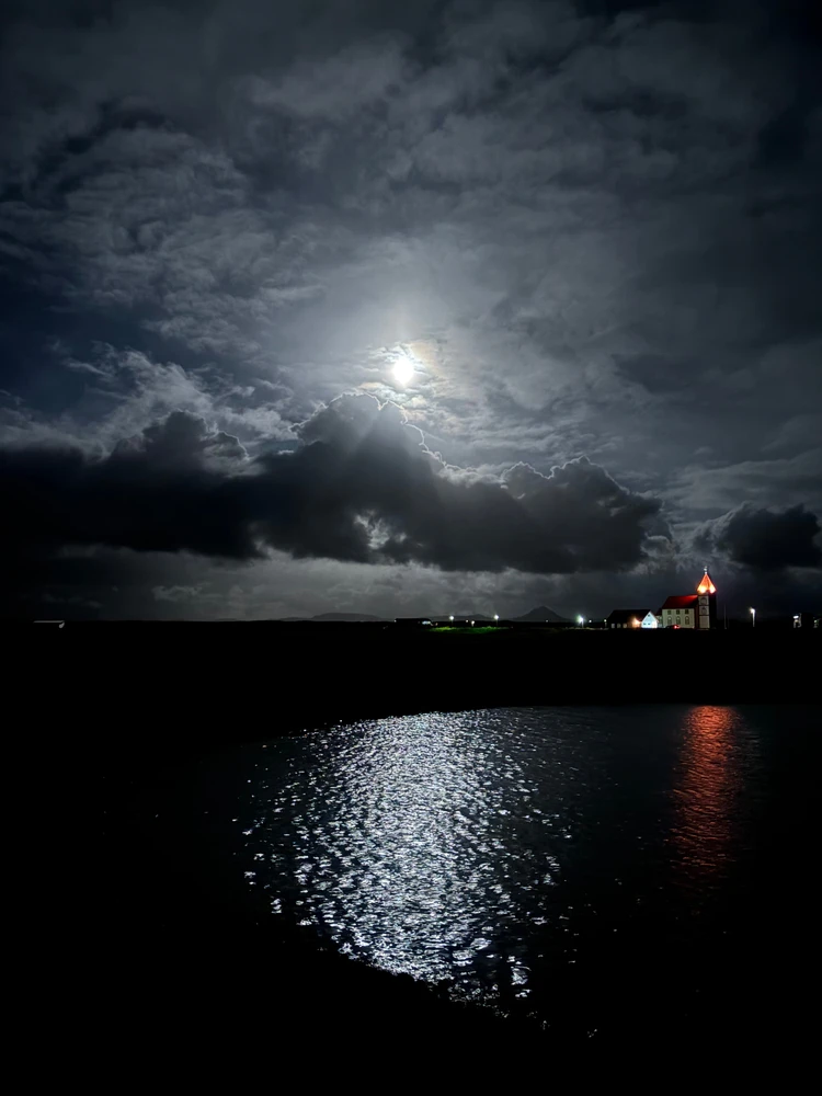 暮らすように旅する北欧・アイスランド! 大自然とカフェ巡りを4日間で堪能するモデルコース|前編_23_1